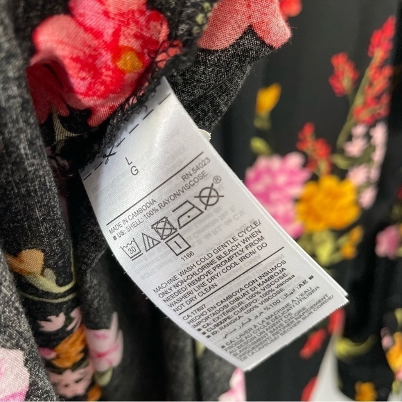 𝅺[l] Old Navy Black Long Sleeve Spring Floral Print Button-Down Tunic Top - Picture 13 of 14